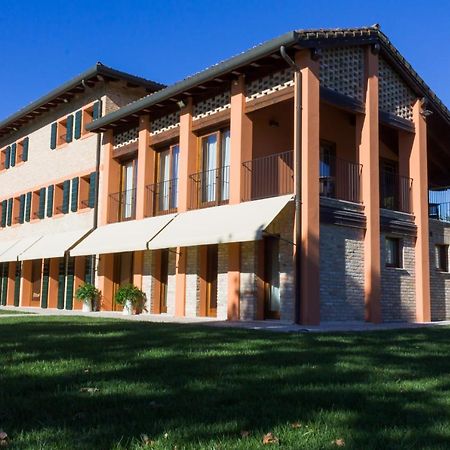 Crystal Luxury House Hotell Fiume Veneto Exteriör bild